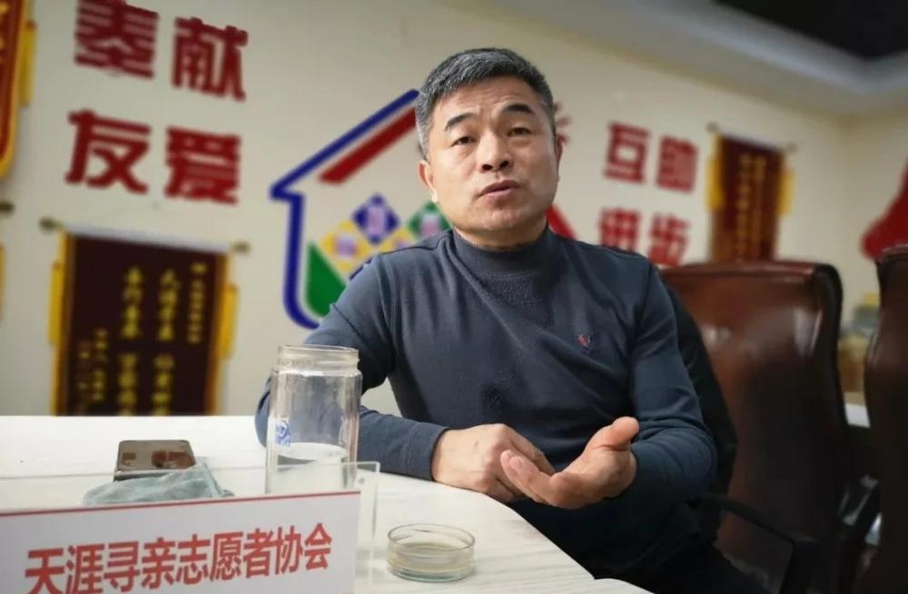 《失孤》原型谈从寻子到助人:人都是相互的,望“天下无拐”